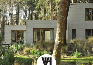 Villarobles venta de casa en barrio Serena