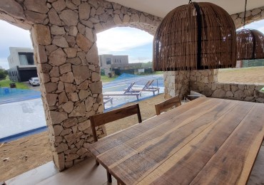 Alquiler casa Costa Esmeralda Maritimo 3 12pax