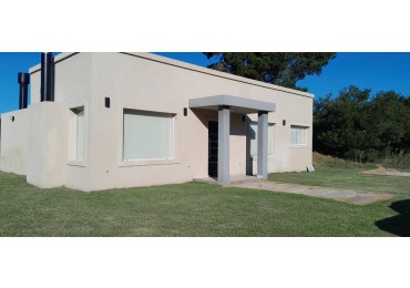 Venta casa Costa Esmeralda Senderos 3 4 ambientes