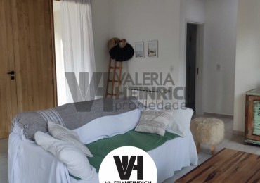 Alquiler y Venta Casa Villarobles con piscina 6 pax. 