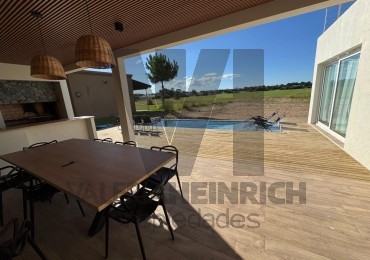 Alquiler Costa Esmeralda casa Ecuestre 8 pax. 