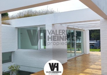 CASA EN VENTA COSTA ESMERALDA SEND 3 DISEÑO 