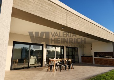 Alquiler casa Costa Esmeralda Deportiva piscina 6p