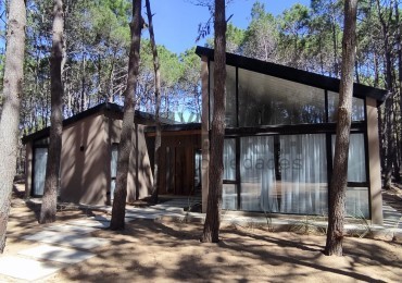 Alquiler  y venta casa Villarobles Brisas 3 dorm